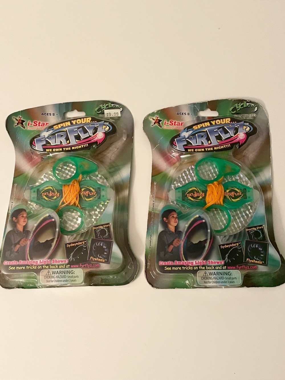 Lot of 2 i-Star Fyrflyz Cyclone Light Up Spinning Toys Green White
